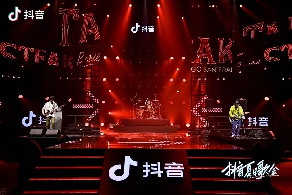 抖音买播放量怎么买？